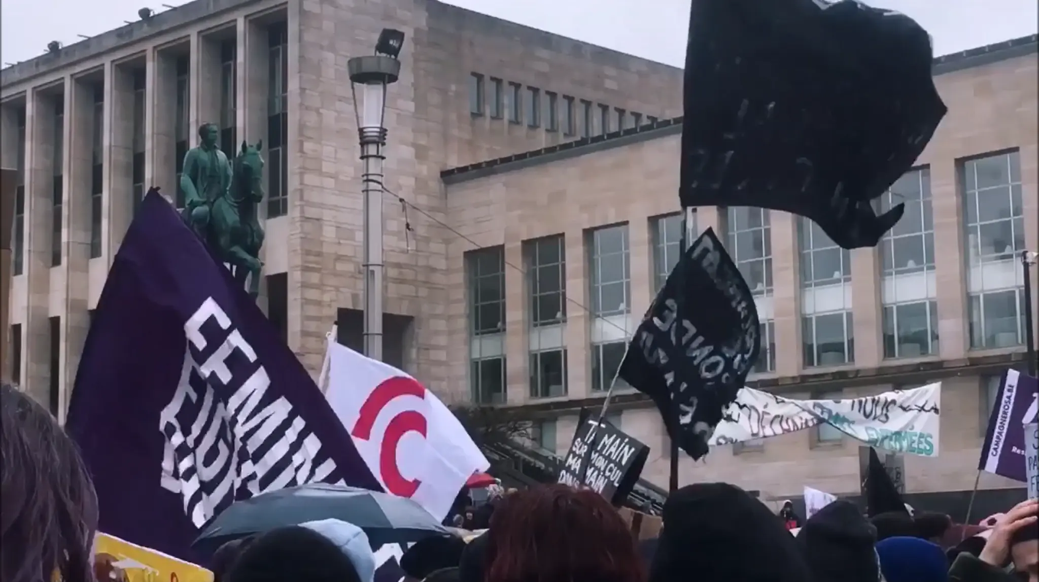 news-op-donderdag-8-maart-op-vrouwendag-12