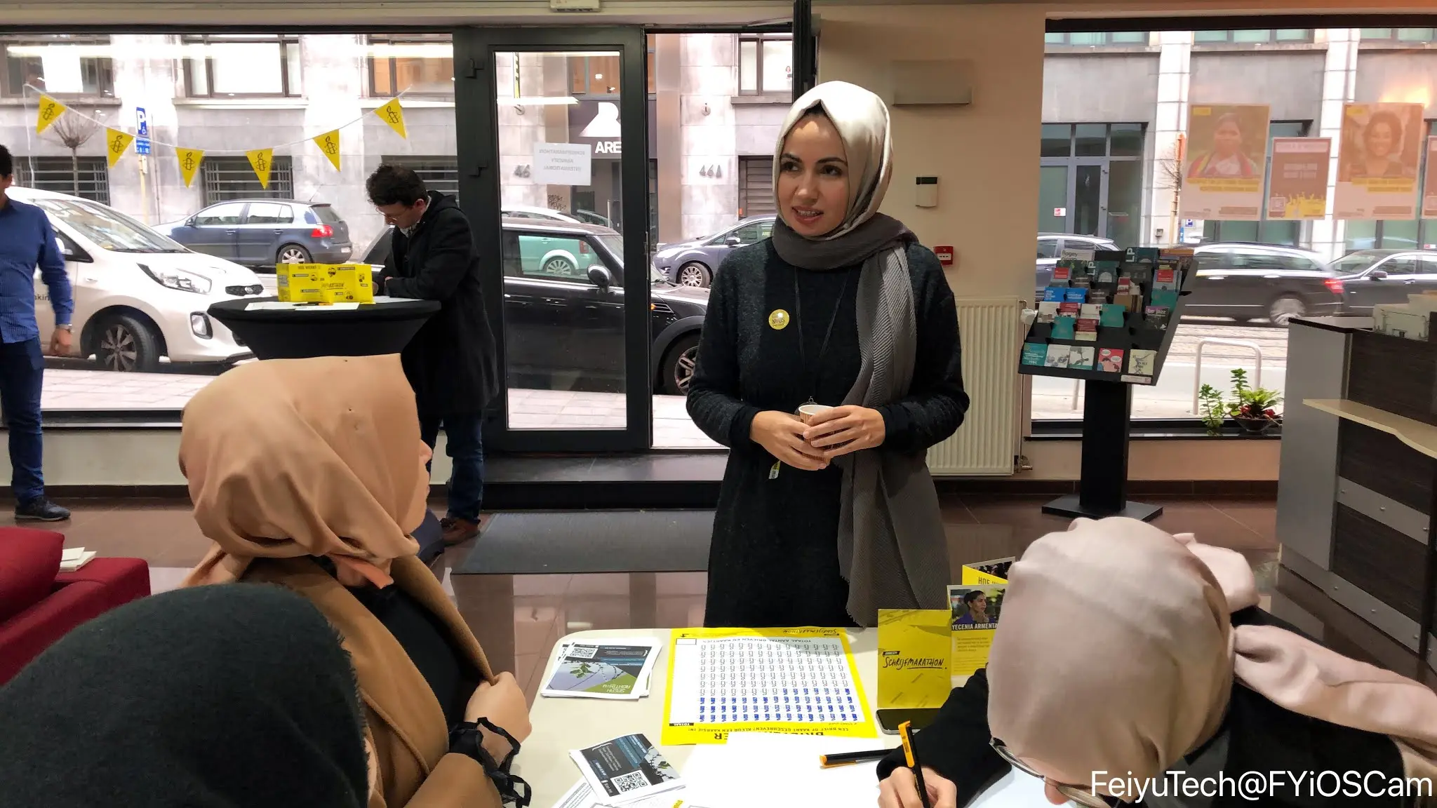 news-speak-right-now-ook-brussel-zet-zich-in-16